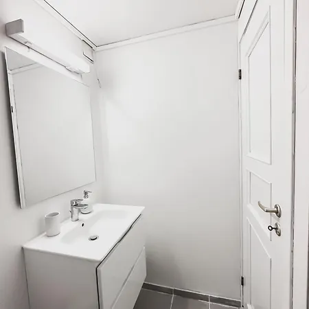 Duplex With Private Parking In Sentrum *